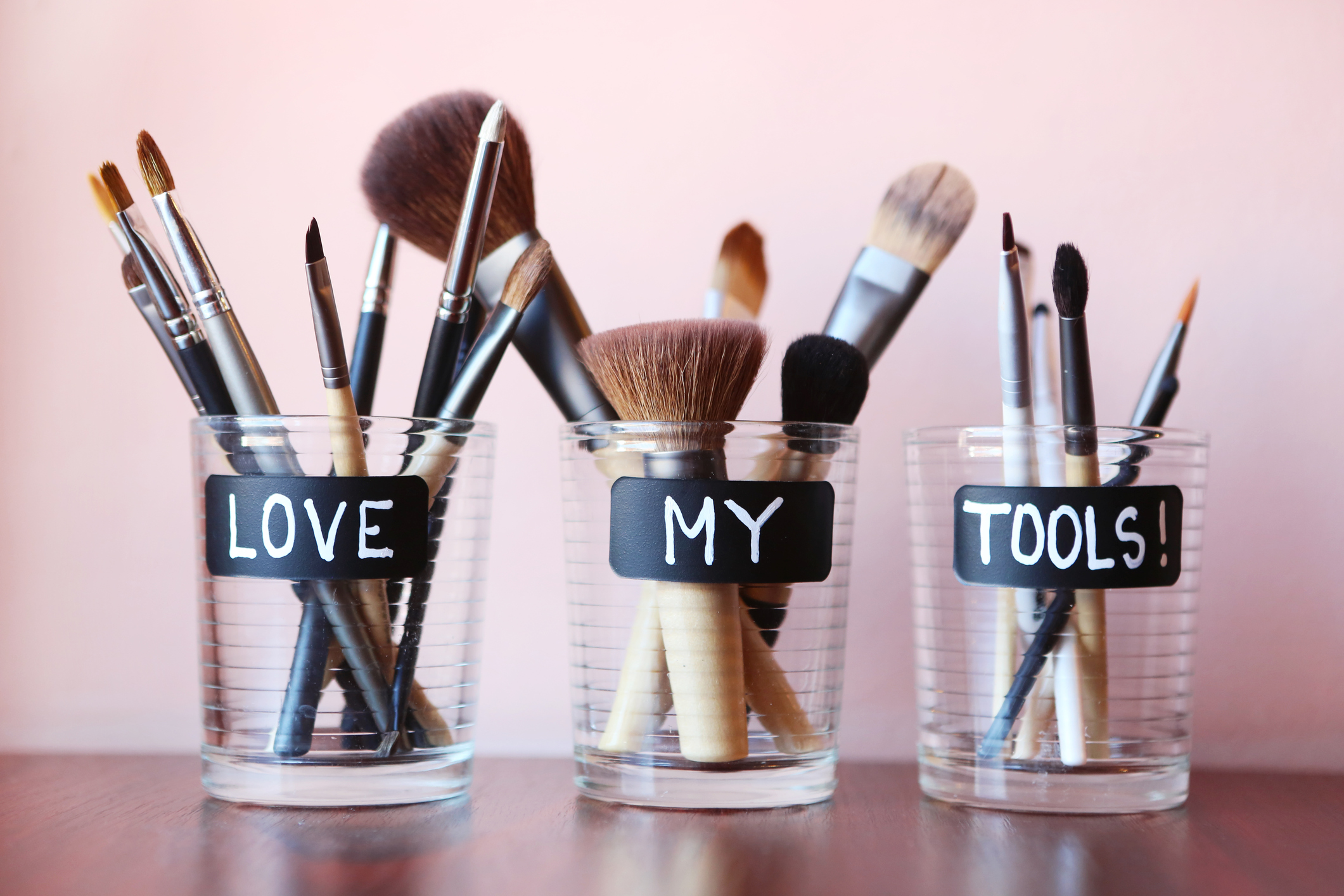 Houd die make-up borstels schoon!